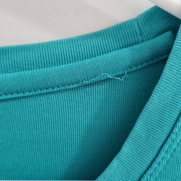 ❌SOLD❌ Denver Hayes cotton tee - Picture 5 of 6